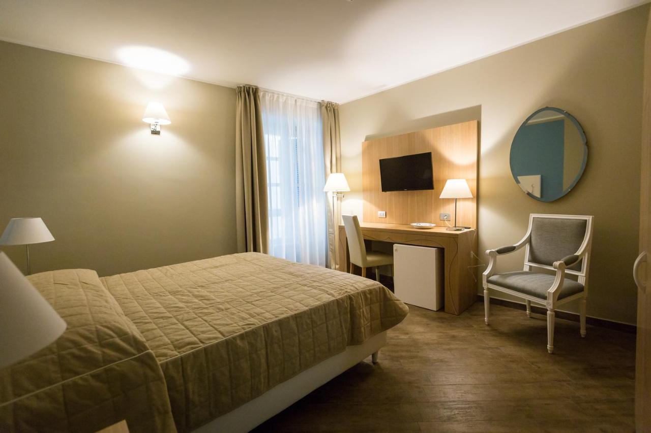Hotel Monteverde Acqui Terme Exterior foto